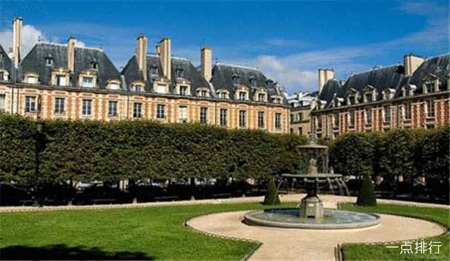 Pavillon De La Reine
